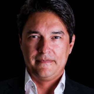 Dr. André Vilela